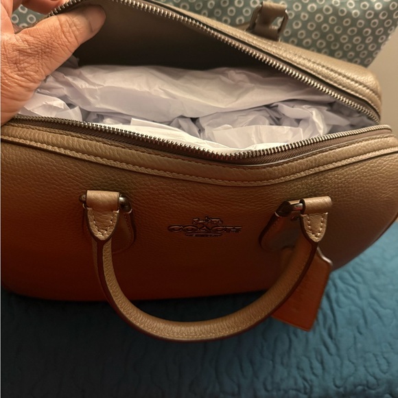 Coach Outlet Rowan Large Satchel Bag - NEVER USED and has original stuffing - Picture 4 of 7